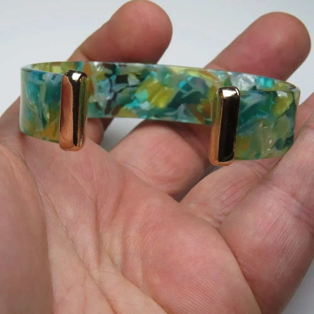 14k Overlay Fashion Bangle Bracelet